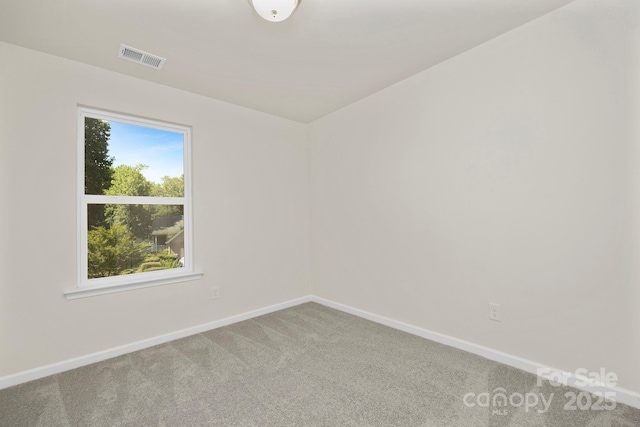 3354 W Sugar Creek Rd, Charlotte, NC 28269 - carpeted spare room featuring visible vents and baseboards