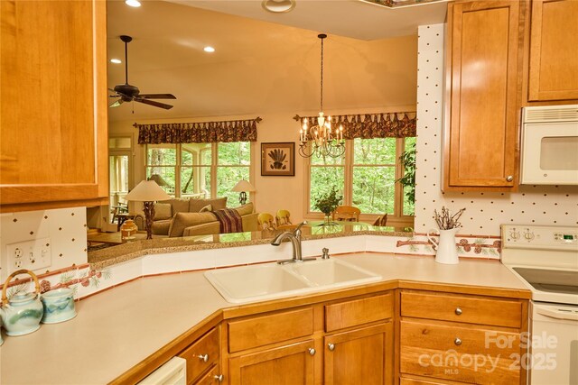201 W Chimney Xing, Hendersonville, NC 28739 - photo 10