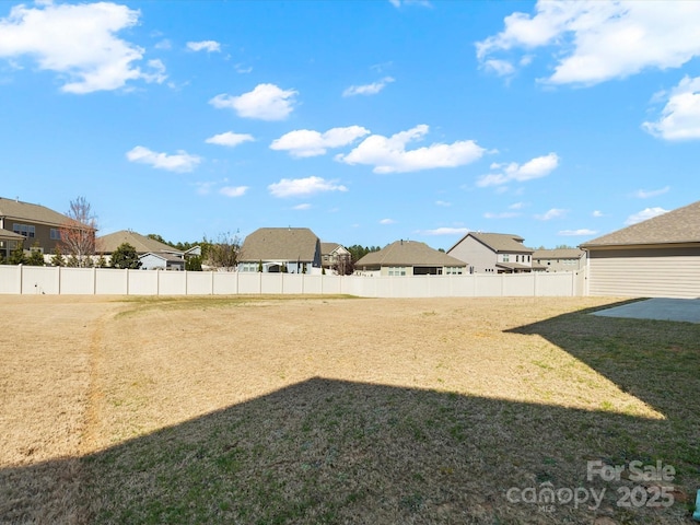 5532 Muckross Ln, Fort Mill, SC 29707 - view of yard featuring a residential view and fence