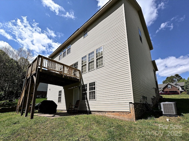 3914 Cassidy Dr, Waxhaw, NC 28173 - back of house with central AC unit, a wooden deck, a yard, and a patio