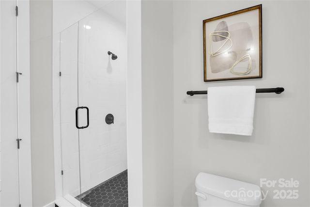 3449 Byrnes St, Charlotte, NC 28205 - full bath featuring a stall shower and toilet