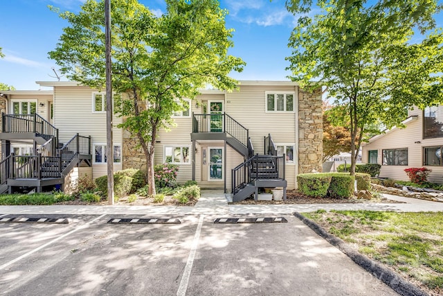 411 Britton Creek Dr Unit 401, Hendersonville, NC 28791 - photo 1