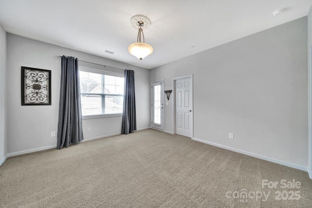 314 Wave Crest Dr, Tega Cay, SC 29708 - unfurnished room with light carpet, visible vents, and baseboards
