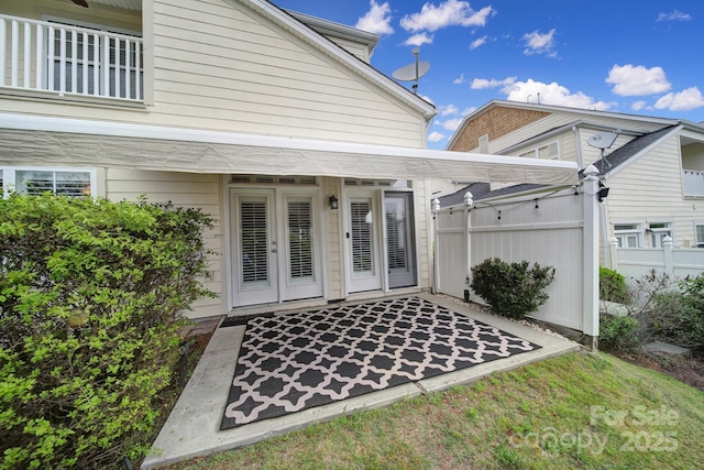 314 Wave Crest Dr, Tega Cay, SC 29708 - property entrance with fence and a patio