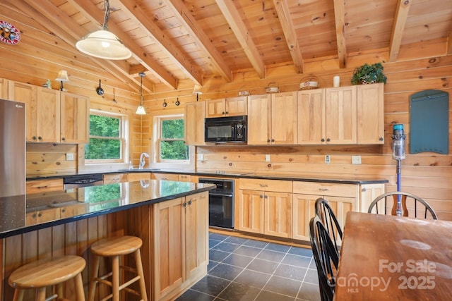 10583 Earnhardt Lake Rd, Davidson, NC 28036 - kitchen featuring black appliances, wood ceiling, a sink, light brown cabinets, and a breakfast bar