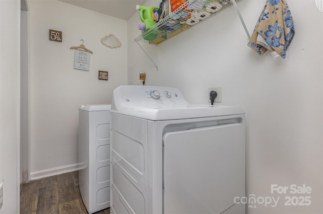7324 Pebblestone Dr Unit E, Charlotte, NC 28212 - clothes washing area with washing machine and clothes dryer, wood finished floors, laundry area, and baseboards