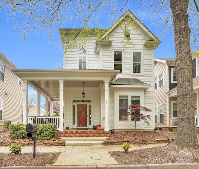 view of front of house featuring a porch and a ceiling fan