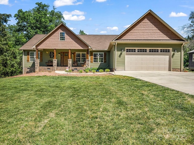575 Hill Rd, Lincolnton, NC 28092 - craftsman inspired home with a garage, a front lawn, covered porch, roof with shingles, and concrete driveway