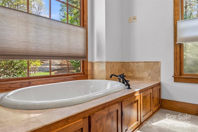 92 Gobblers Neck Dr, Nebo, NC 28761 - full bathroom featuring a garden tub