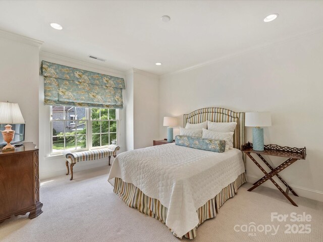 2616 Colton Dr, Charlotte, NC 28211 - bedroom with crown molding, visible vents, recessed lighting, carpet flooring, and baseboards