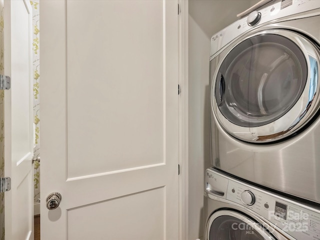 2616 Colton Dr, Charlotte, NC 28211 - clothes washing area featuring laundry area and stacked washer and clothes dryer