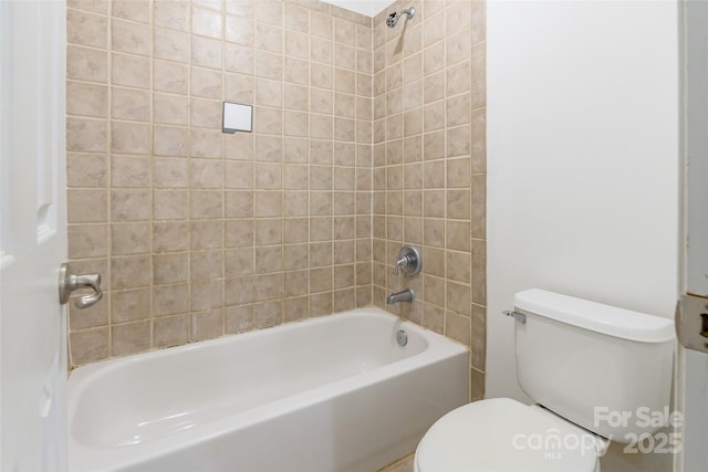 4333 Sawmill Trace Dr, Charlotte, NC 28213 - full bathroom featuring toilet and shower / bath combination