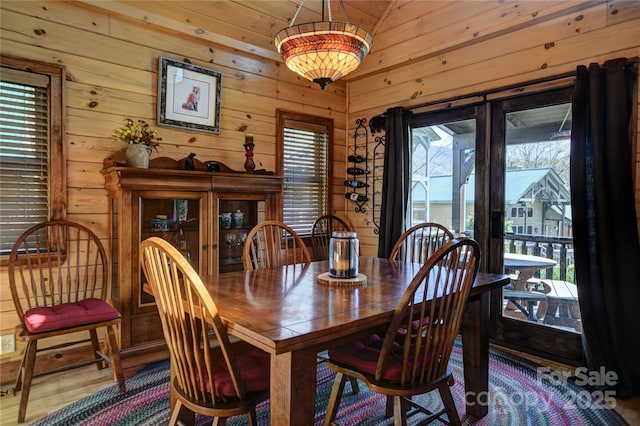 36 Destiny Trl, Maggie Valley, NC 28751 - dining room with wooden walls