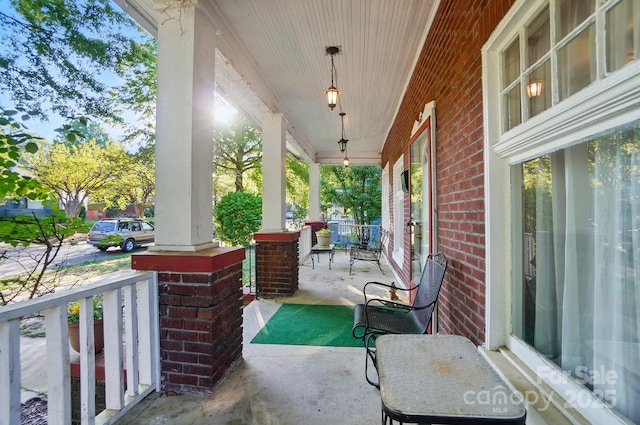 247 W Park Ave, Charlotte, NC 28203 - view of patio / terrace with covered porch