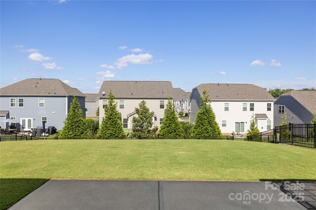 1005 Argentium Way, Waxhaw, NC 28173 - view of yard featuring a residential view