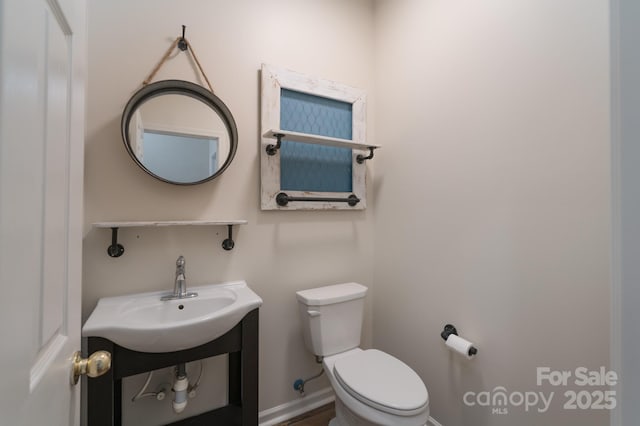 1144 Spicewood Pines Rd, Fort Mill, SC 29708 - bathroom with toilet and baseboards
