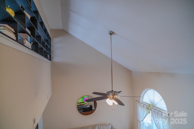 room details with a ceiling fan