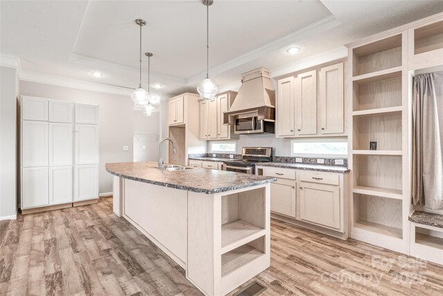 kitchen featuring a sink, open shelves, electric range, a raised ceiling, and custom exhaust hood
