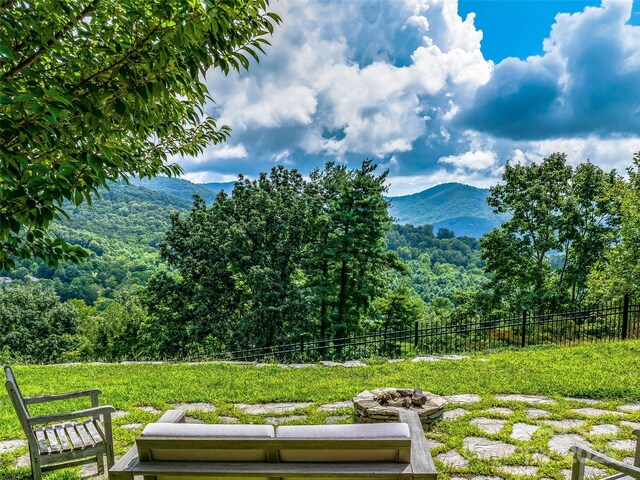 10 Beaverbrook Ct, Asheville, NC 28804 - photo 8