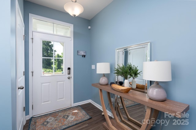 2932 Pirates Pl, Charlotte, NC 28216 - entrance foyer featuring dark wood-type flooring and baseboards