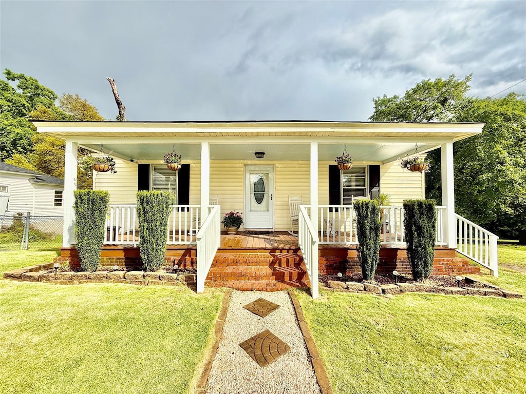 45 Oak St, Great Falls, SC 29055 - photo 1
