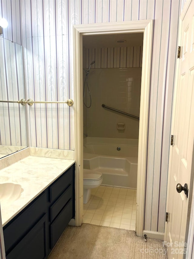 5810 Harris Grove Ln, Charlotte, NC 28212 - bathroom with tile patterned flooring, toilet, vanity, and bathing tub / shower combination