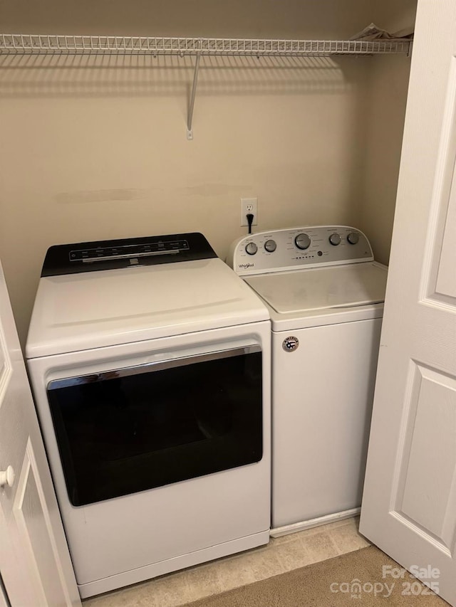 9668 Walkers Glen Dr NW, Concord, NC 28027 - laundry area featuring washer and clothes dryer
