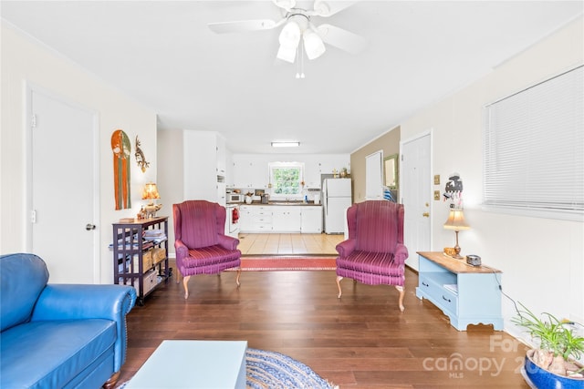 1204 Meadowood Dr, Shelby, NC 28150 - living room with wood finished floors and a ceiling fan