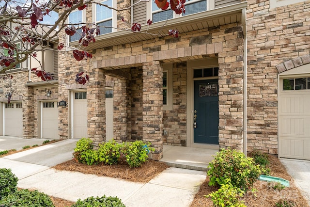 5684 Garrow Glen Rd Unit 96, Charlotte, NC 28278 - entrance to property featuring concrete driveway and an attached garage