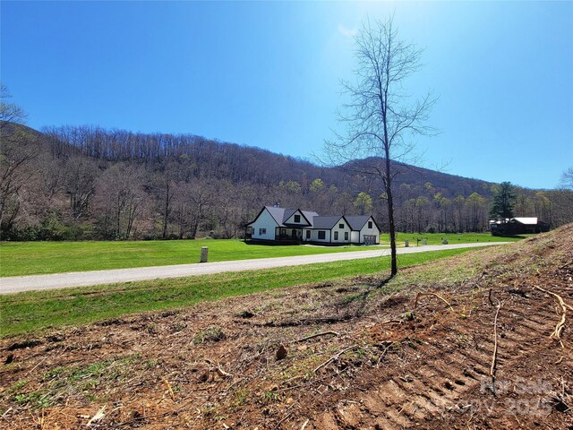 300 Shining Rock Dr Unit 25, Canton, NC 28716