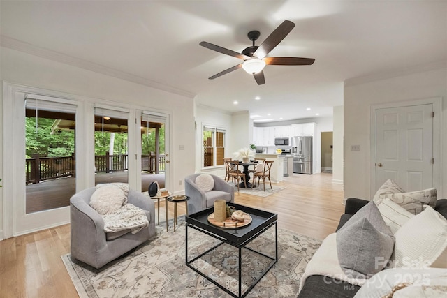 7067 Rocky Falls Rd, Charlotte, NC 28211 - living area with a ceiling fan, crown molding, light wood-type flooring, recessed lighting, and baseboards