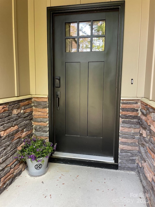 6519 Pargo Rd, Charlotte, NC 28216 - doorway to property with stone siding