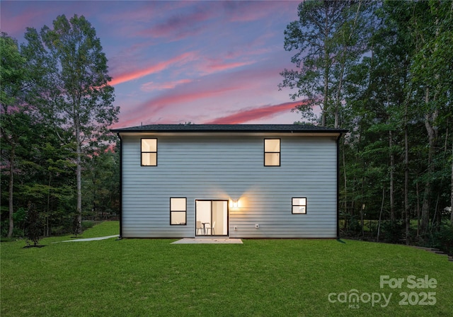 6524 Robert St, Huntersville, NC 28078 - back of property with a yard