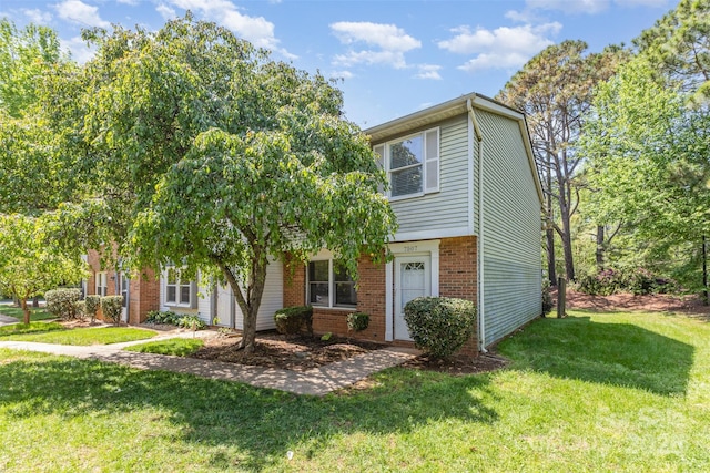 7507 Holly Grove Ct, Charlotte, NC 28227 - photo 1