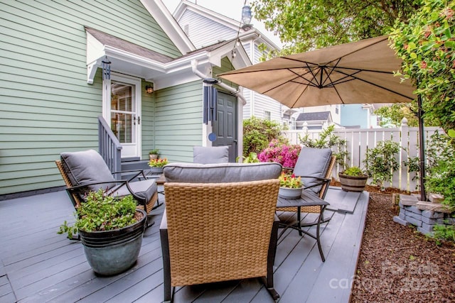 deck featuring fence
