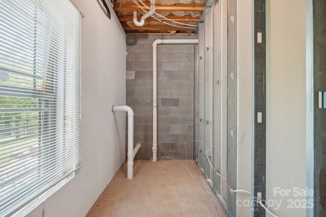 1592 Farmington Hills Dr, Conover, NC 28613 - view of basement