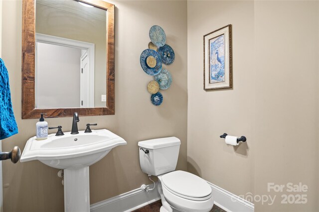 14130 Lea Point Ct, Huntersville, NC 28078 - half bath featuring toilet and baseboards