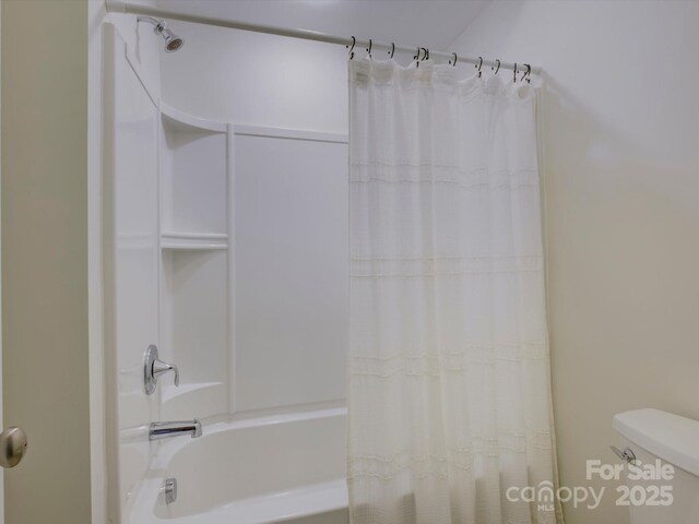 712 Chase Ct, Fort Mill, SC 29708 - full bathroom featuring shower / tub combo and toilet