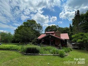 9405 NC-261 Hwy, Bakersville, NC 28705 - photo 5