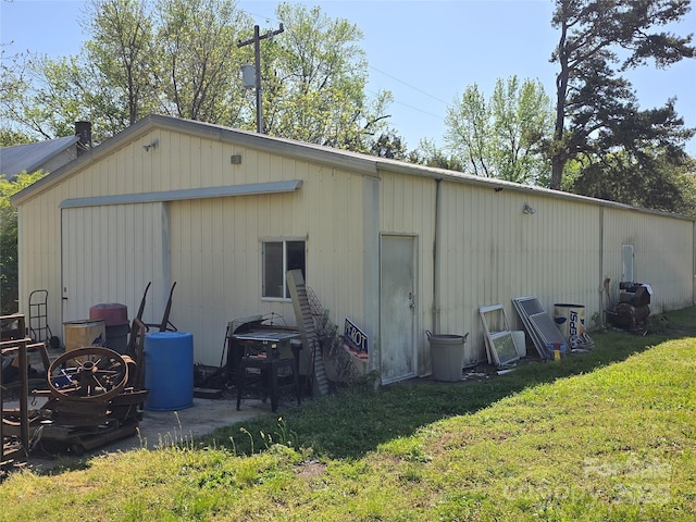 exterior space with a lawn