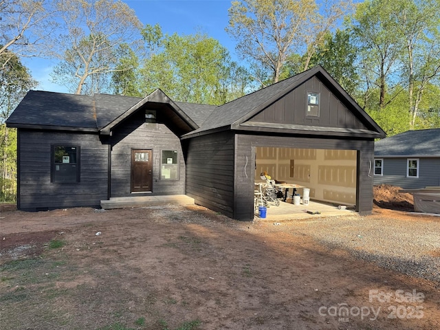 122 39th Avenue Ct NW, Hickory, NC 28601 - view of front facade featuring board and batten siding