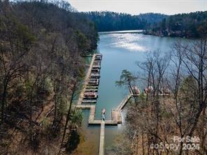 30 Mountain Pkwy, Mill Spring, NC 28756