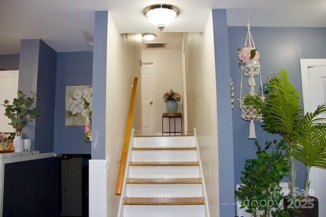 920 Squirrel Hill Rd, Charlotte, NC 28213 - view of stairway