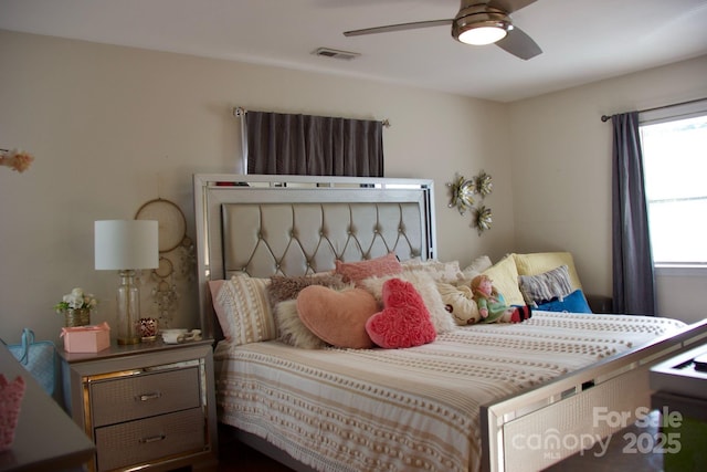 920 Squirrel Hill Rd, Charlotte, NC 28213 - bedroom featuring ceiling fan