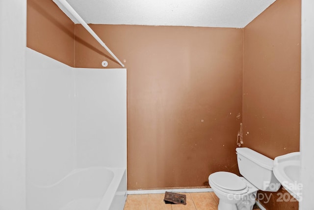 809 1st St E, Ahoskie, NC 27910 - full bath featuring tile patterned floors and toilet