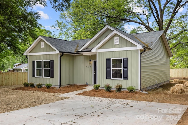 508 Clegg St, Shelby, NC 28150 - single story home with a shingled roof and fence