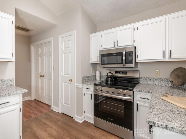 13324 Kintyre Ct, Matthews, NC 28105 - photo 18