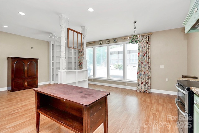 729 Lochaven Rd, Waxhaw, NC 28173 - living area featuring light wood-style flooring, baseboards, recessed lighting, and a ceiling fan