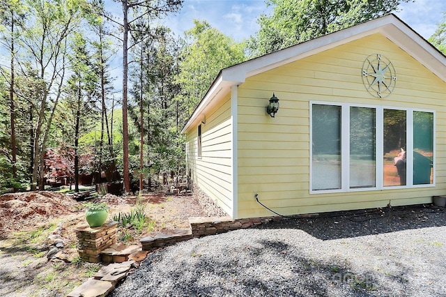 729 Lochaven Rd, Waxhaw, NC 28173 - view of side of property