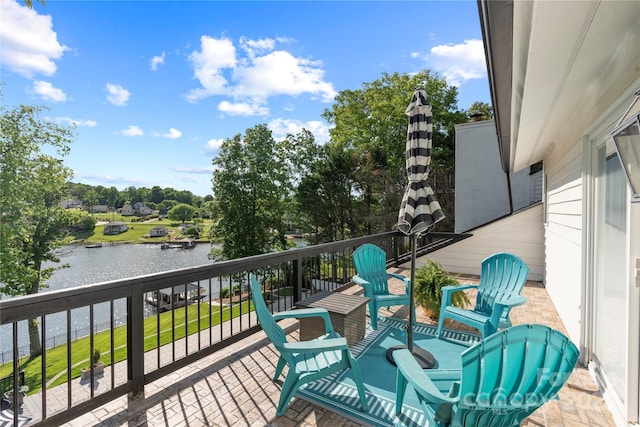 4039 5th St NW, Hickory, NC 28601 - balcony featuring a water view and view of scattered trees